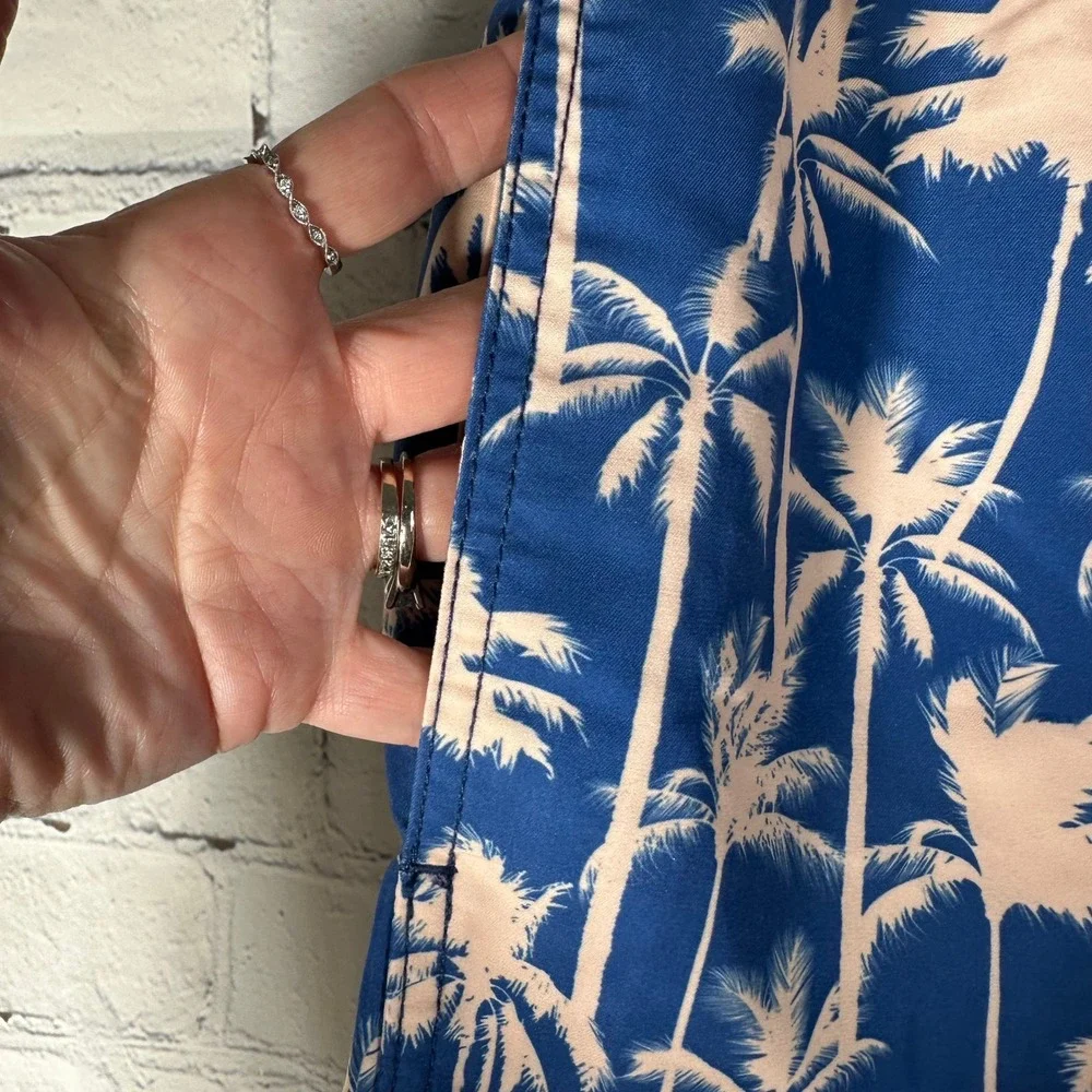 Saks Fifth Avenue Mens Palm Tree Print Swim Trunks Blue Pink Medium Board Shorts
